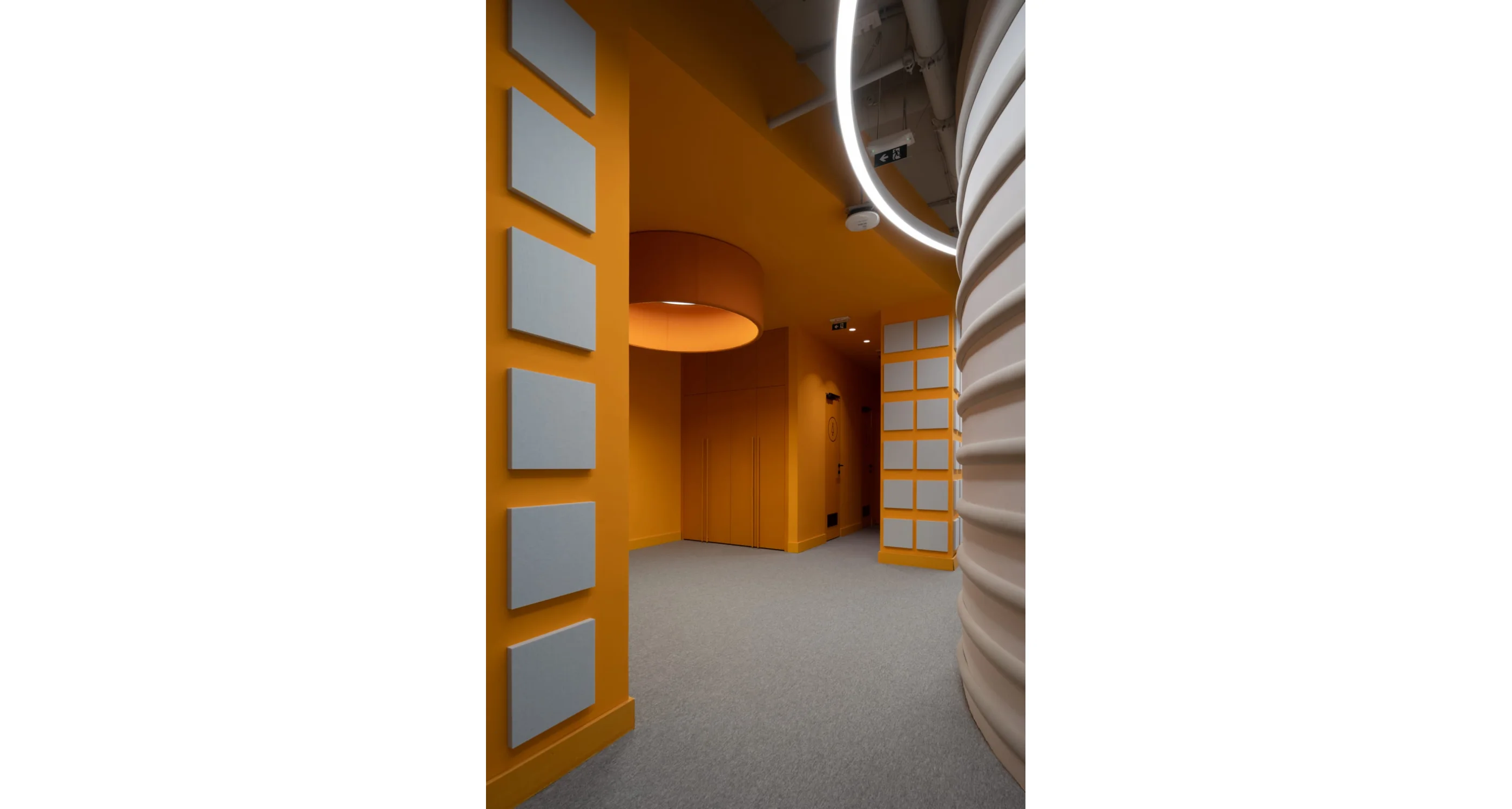flexxica-yellow-roller-acoustic-luminaire.jpg