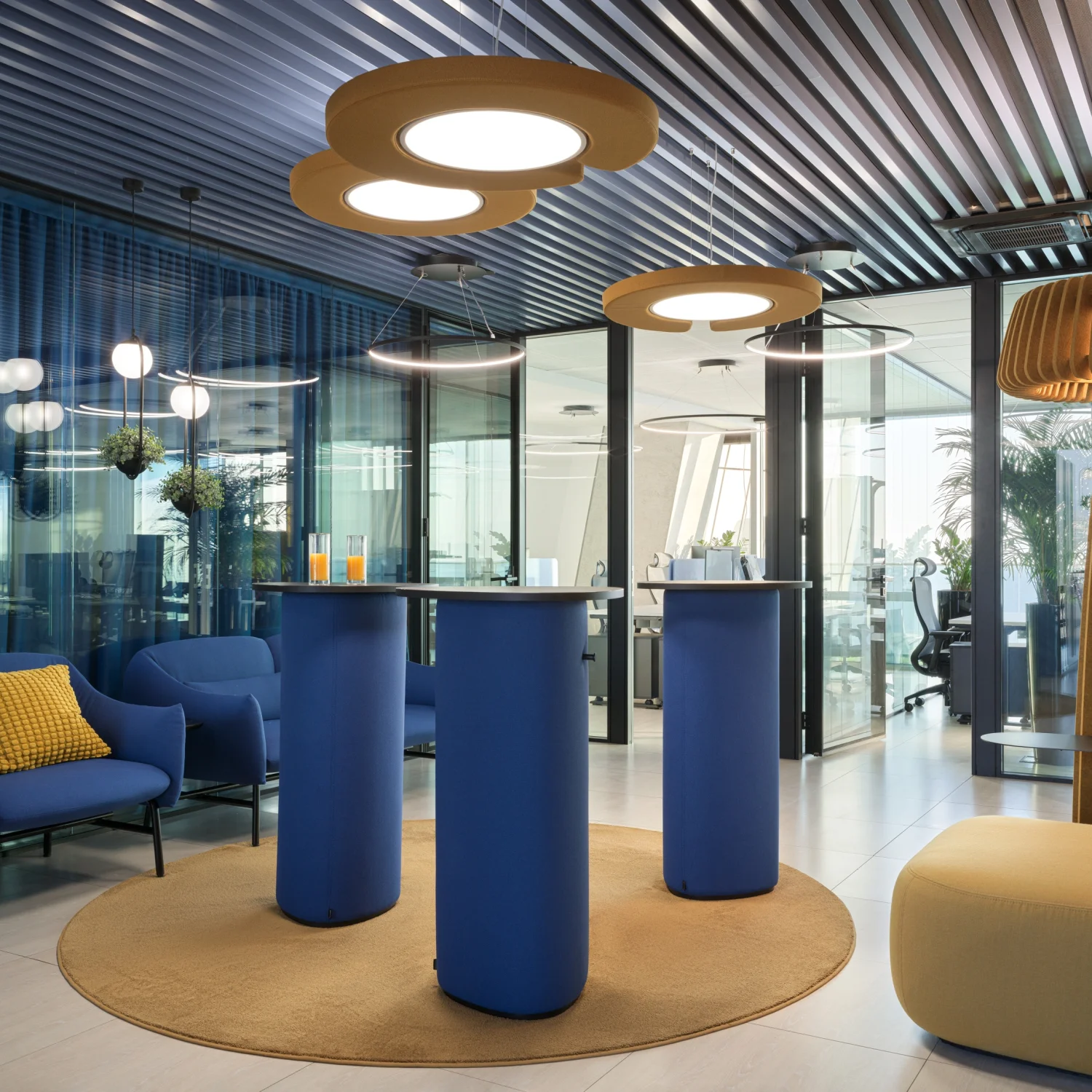 Office lighting & acoustics: boost productivity 2026