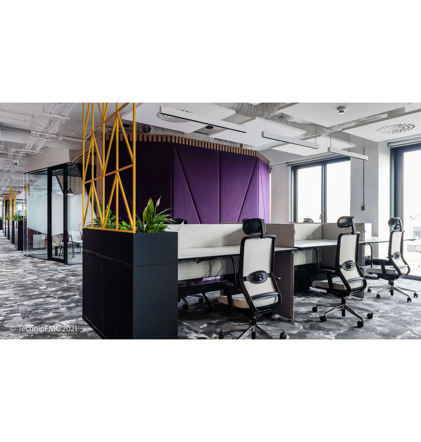 Professional lighting Line 43 Dark Optics 4